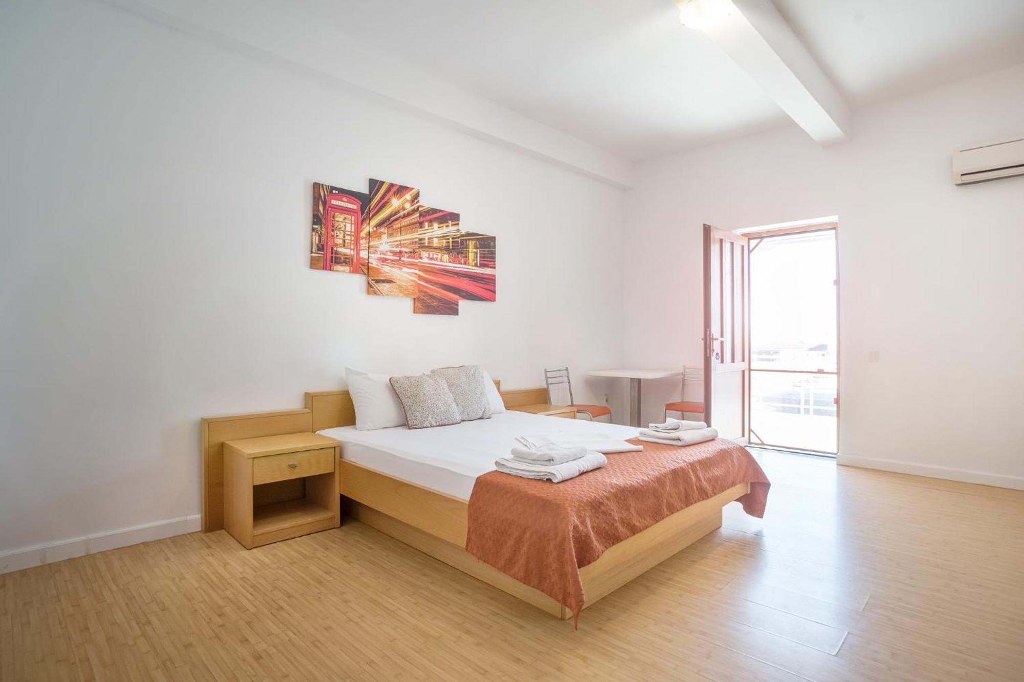 Hostel Cazino Nord Rooms Mamaia Exterior photo